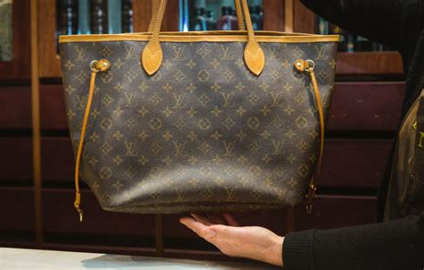 how long does it take louis vuitton leather to darken